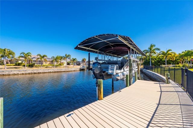 186 CHELSEA COURT NW, Port Charlotte, FL 33952