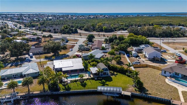 186 CHELSEA COURT NW, Port Charlotte, FL 33952