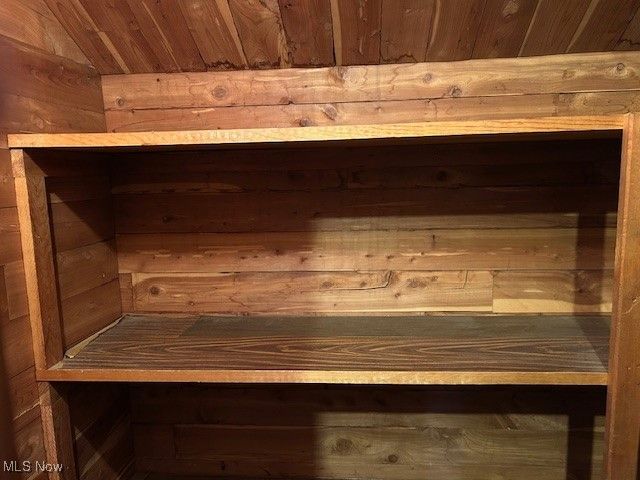 1321 Wheeling Avenue, Zanesville, OH 43701