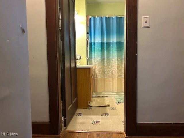 1321 Wheeling Avenue, Zanesville, OH 43701