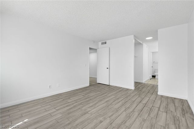 1405 Vegas Valley Drive 281, Las Vegas, NV 89169