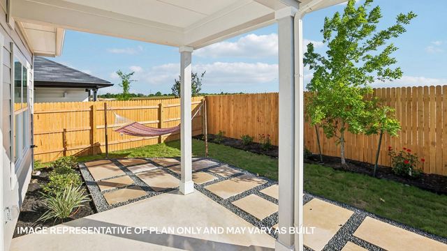 8412 Rhinestone RD, Mustang Ridge, TX 78610