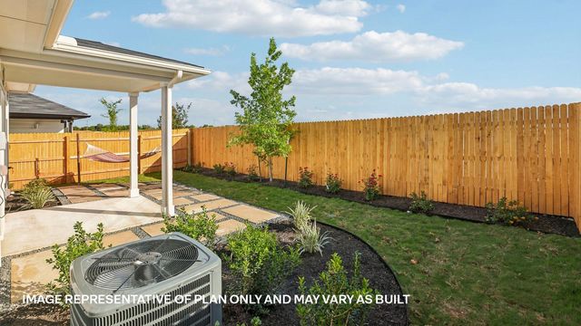 8412 Rhinestone RD, Mustang Ridge, TX 78610