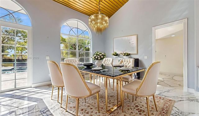 10340 SW 62nd St, Miami, FL 33173