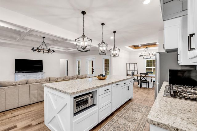 10040 Shepard Hill Road, Willis, TX 77318