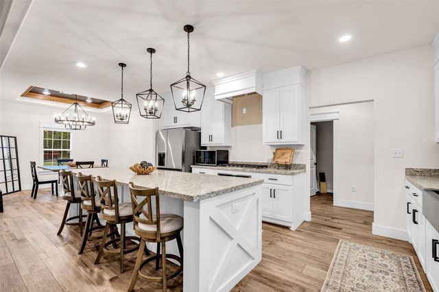 10040 Shepard Hill Road, Willis, TX 77318