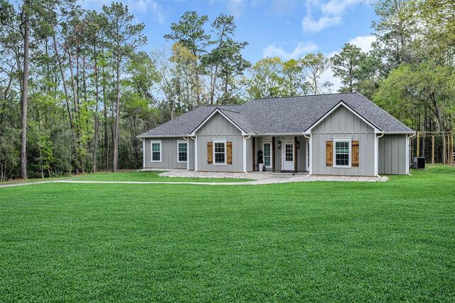 10040 Shepard Hill Road, Willis, TX 77318