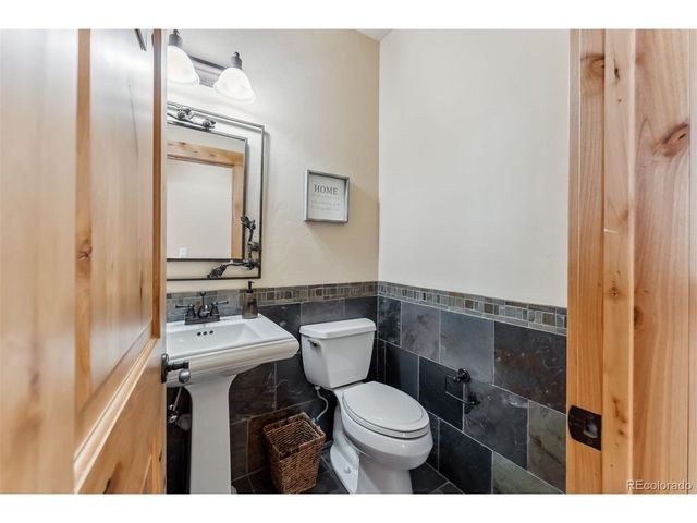 52 Buckskin Ln, Silverthorne, CO 80498