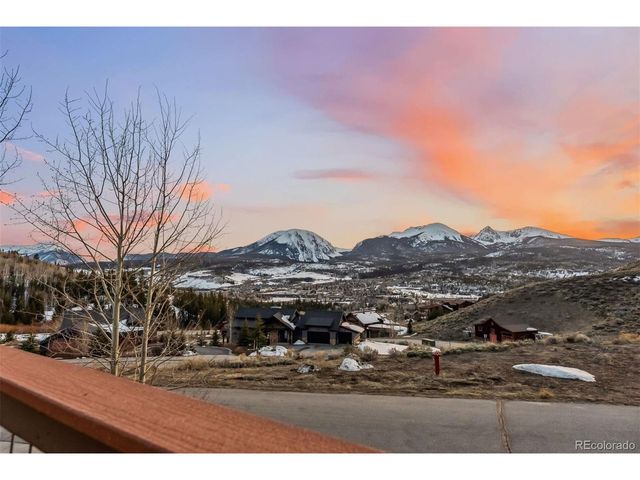 52 Buckskin Ln, Silverthorne, CO 80498