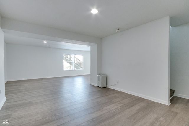 11800 Sand Creek Boulevard, Fishers, IN 46037