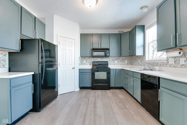 11800 Sand Creek Boulevard, Fishers, IN 46037