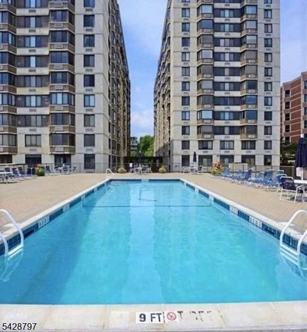 326 Prospect Ave, Hackensack City, NJ 07601