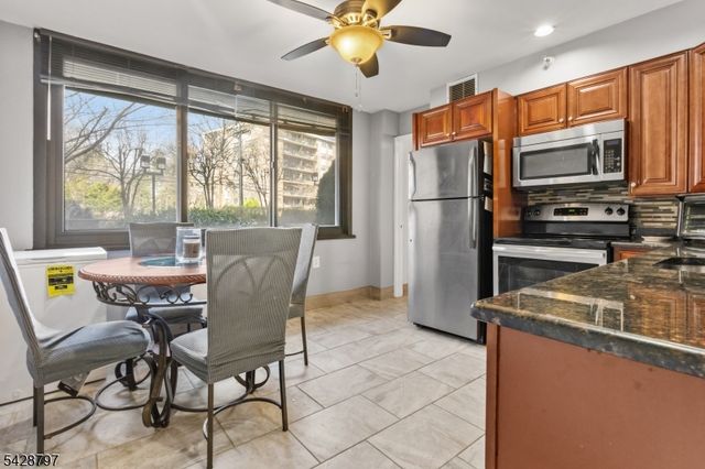 326 Prospect Ave, Hackensack City, NJ 07601