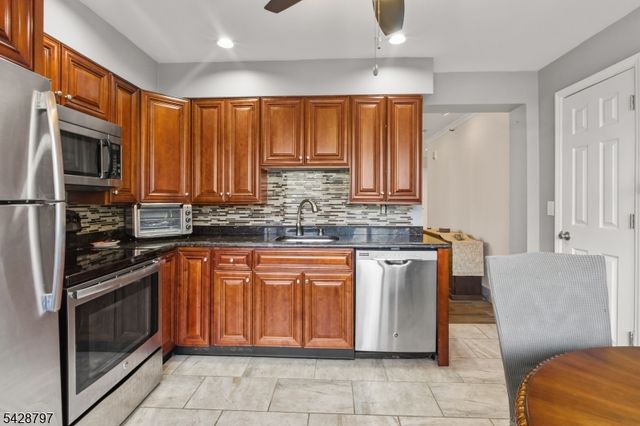 326 Prospect Ave, Hackensack City, NJ 07601
