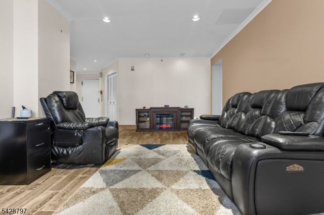 326 Prospect Ave, Hackensack City, NJ 07601