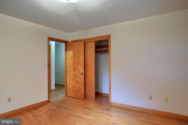 155 GRANDVIEW RD, Hummelstown, PA 17036