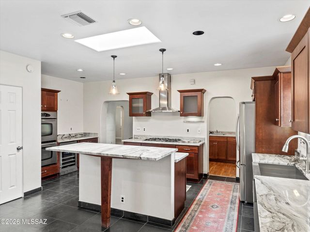 2727 E 6th Street, Tucson, AZ 85716