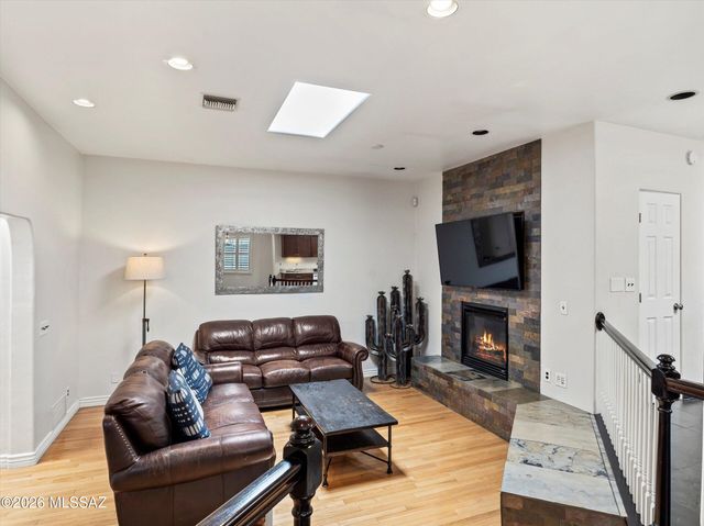 2727 E 6th Street, Tucson, AZ 85716