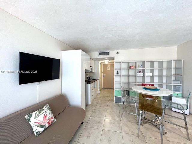 19201 Collins Avenue 1102, Sunny Isles Beach, FL 33160