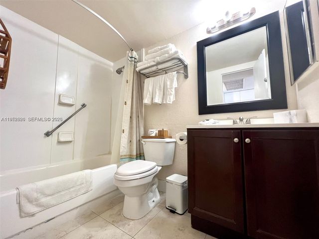 19201 Collins Avenue 1102, Sunny Isles Beach, FL 33160
