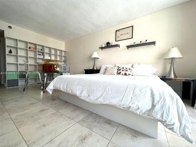 19201 Collins Avenue 1102, Sunny Isles Beach, FL 33160