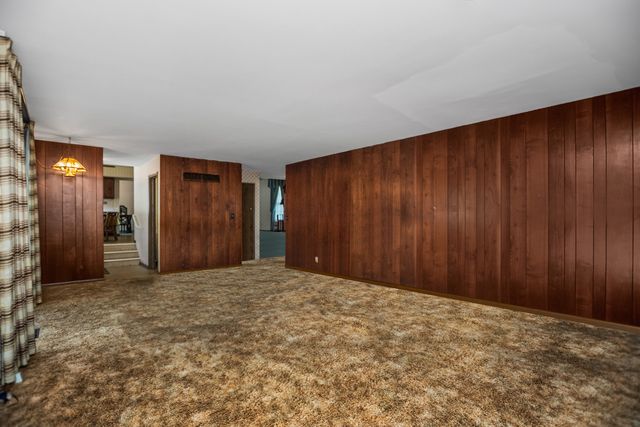 134 S Maple Avenue, Hillside, IL 60162