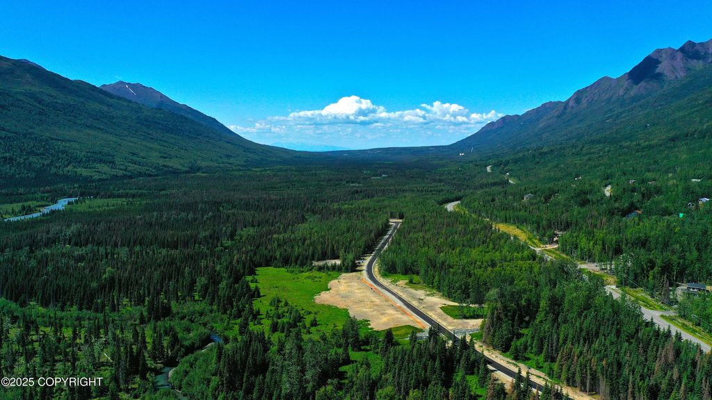 L23 Wilde Circle, Eagle River, AK 99577