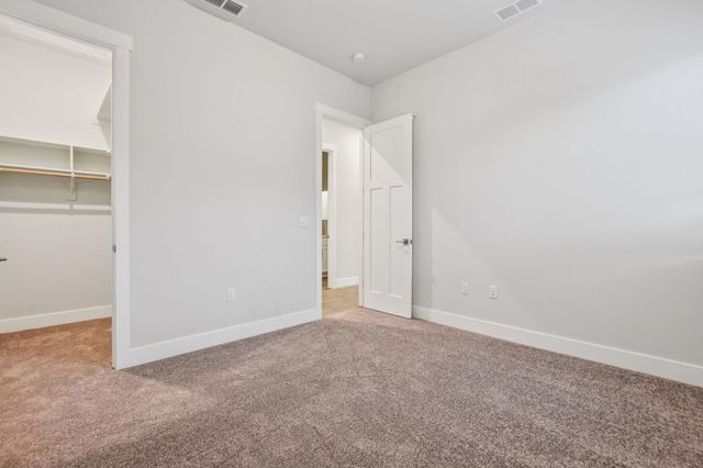 8497 Mallee Cir, Fair Oaks, CA 95628