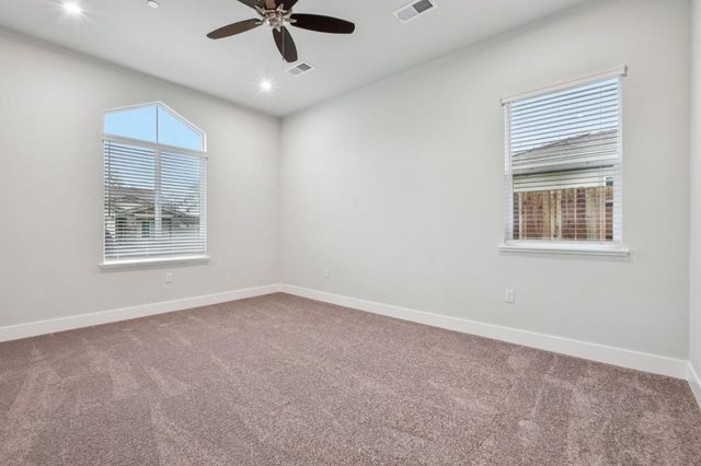 8497 Mallee Cir, Fair Oaks, CA 95628