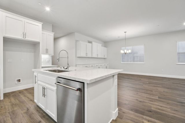 8497 Mallee Cir, Fair Oaks, CA 95628