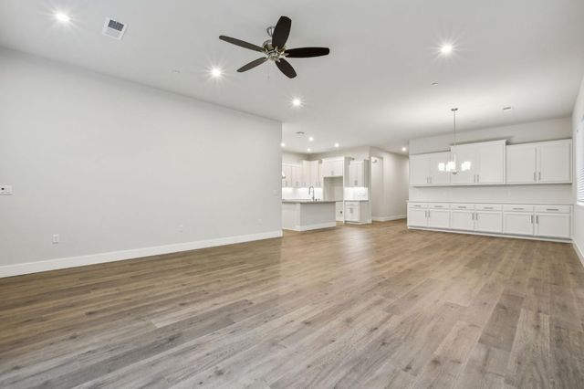 8497 Mallee Cir, Fair Oaks, CA 95628