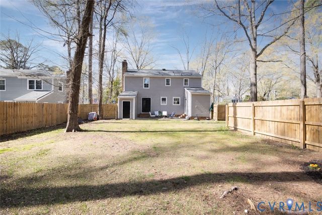 10656 Honey Tree Rd, North Chesterfield, VA 23235