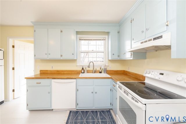 10656 Honey Tree Rd, North Chesterfield, VA 23235