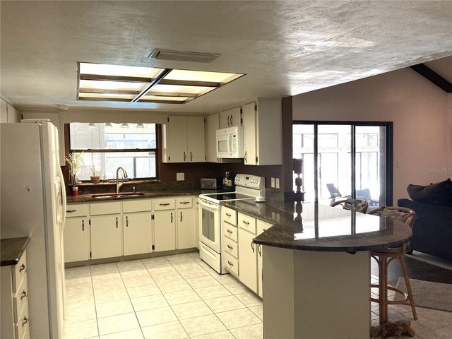 6800 SW 18TH TERRACE ROAD, Ocala, FL 34476