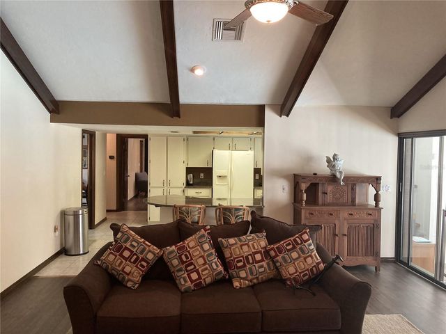 6800 SW 18TH TERRACE ROAD, Ocala, FL 34476