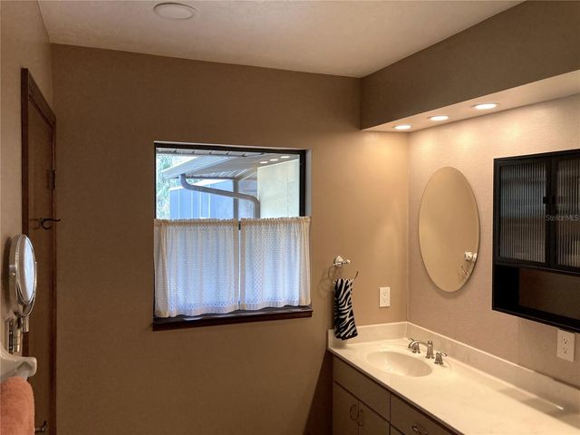 6800 SW 18TH TERRACE ROAD, Ocala, FL 34476