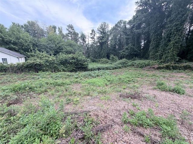 879 S Hairston Road S, Stone Mountain, GA 30088