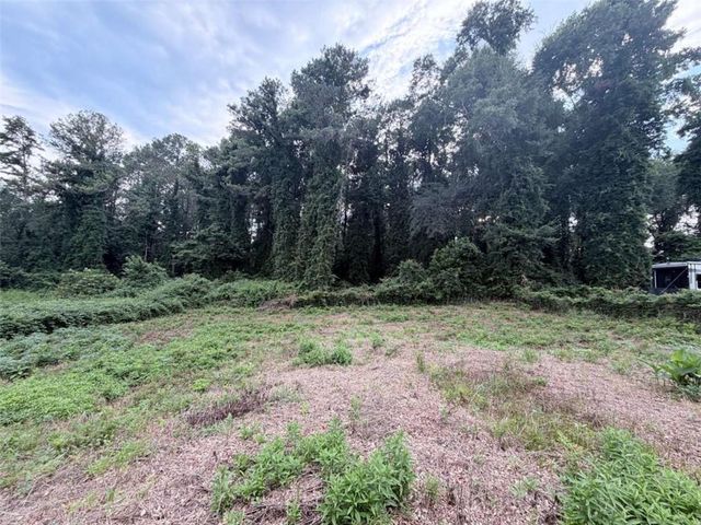 879 S Hairston Road S, Stone Mountain, GA 30088