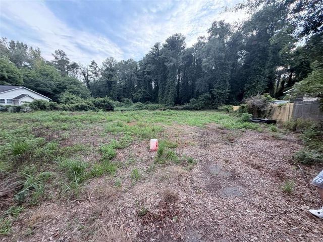 879 S Hairston Road S, Stone Mountain, GA 30088