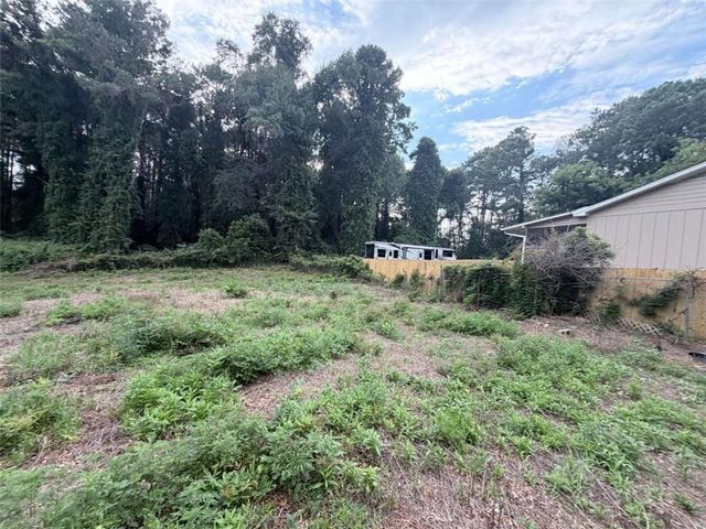 879 S Hairston Road S, Stone Mountain, GA 30088