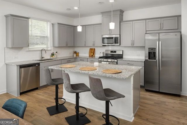 1610 Wellston Drive, Lawrenceville, GA 30043