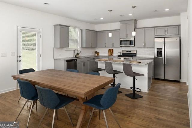 1610 Wellston Drive, Lawrenceville, GA 30043