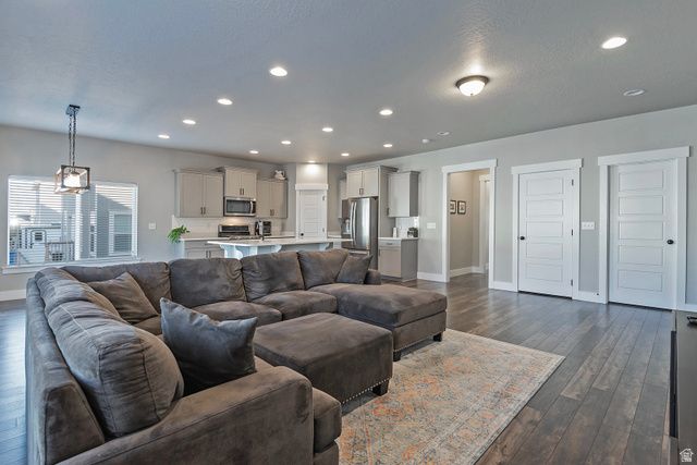 4378 W ASPEN COTTAGE LN, Riverton, UT 84096