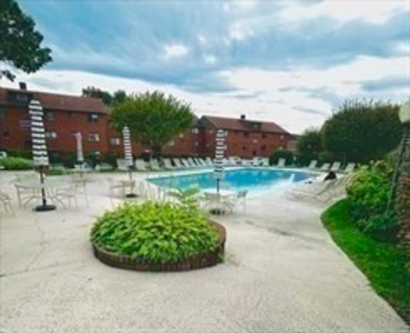 48 Charlesbank Way A, Waltham, MA 02453