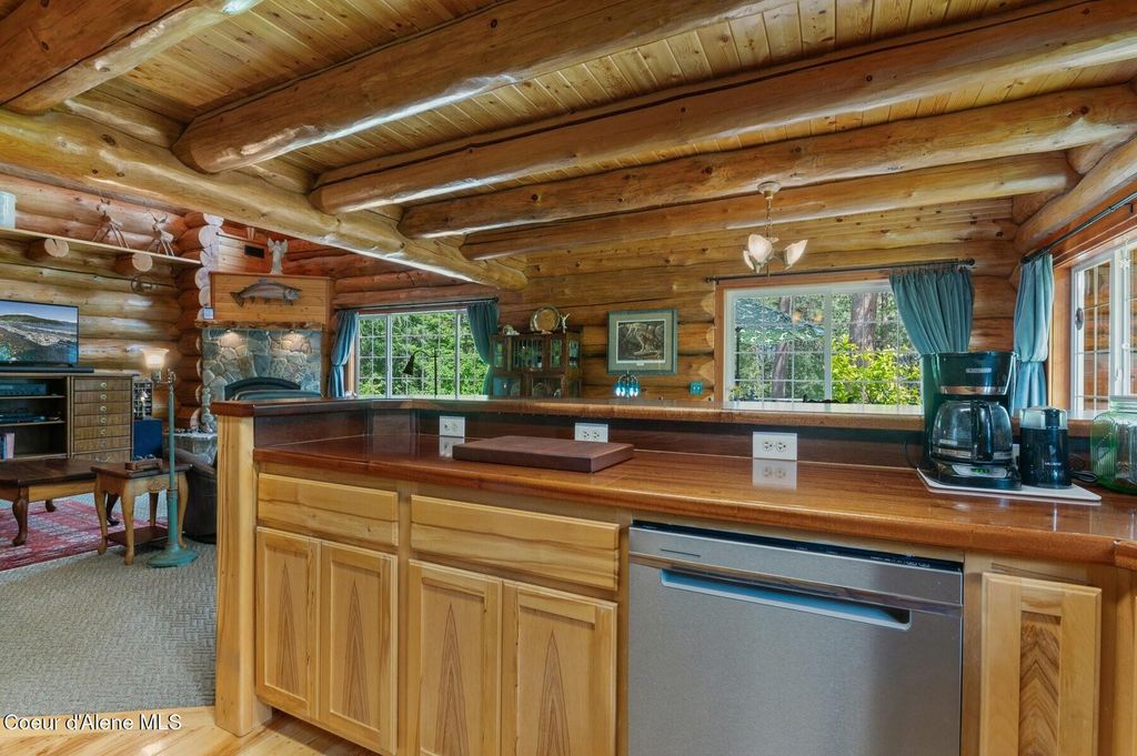 1198 Mountain View Dr, Sandpoint, ID 83864 photo 14