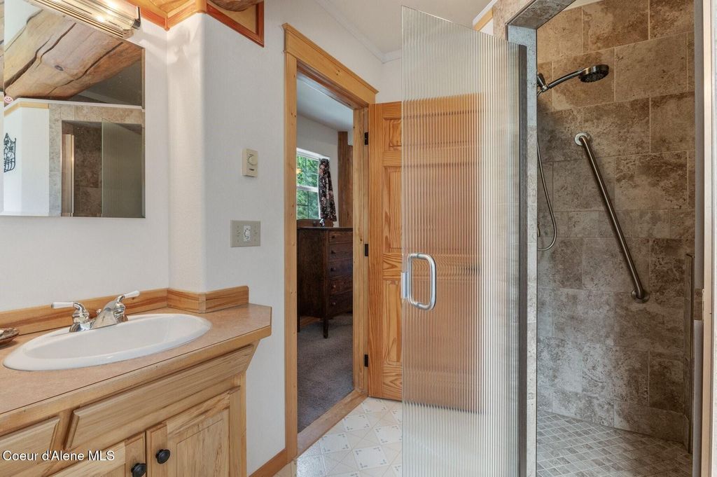 1198 Mountain View Dr, Sandpoint, ID 83864 photo 28