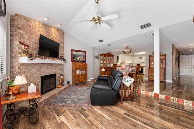 1705 NE 38TH AVENUE, Ocala, FL 34470
