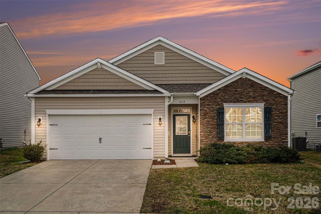 1212 Kent Downs Avenue SW, Concord, NC 28027