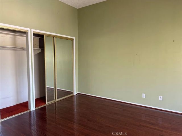 415 2nd St, Hermosa Beach, CA 90254