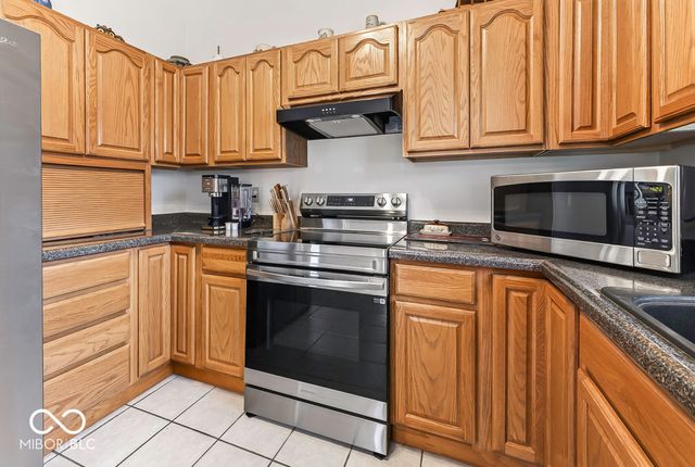 35 Morningside Court, Whiteland, IN 46184